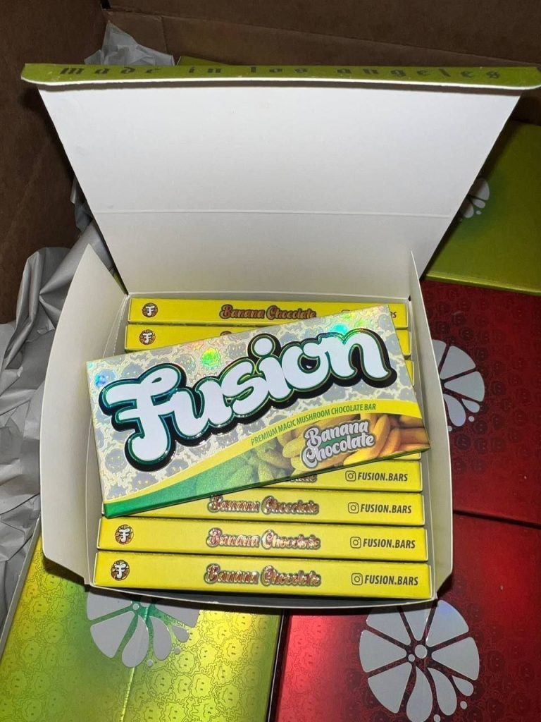 Banana-Chocolate-fusion-bar-1-768x1024-1.jpg